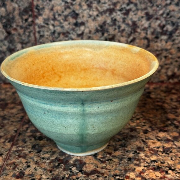 2 Studio Art Pottery Nesting Bowls Handmade Signed JM Green/Yellow Rust Stonewar - Picture 7 of 15